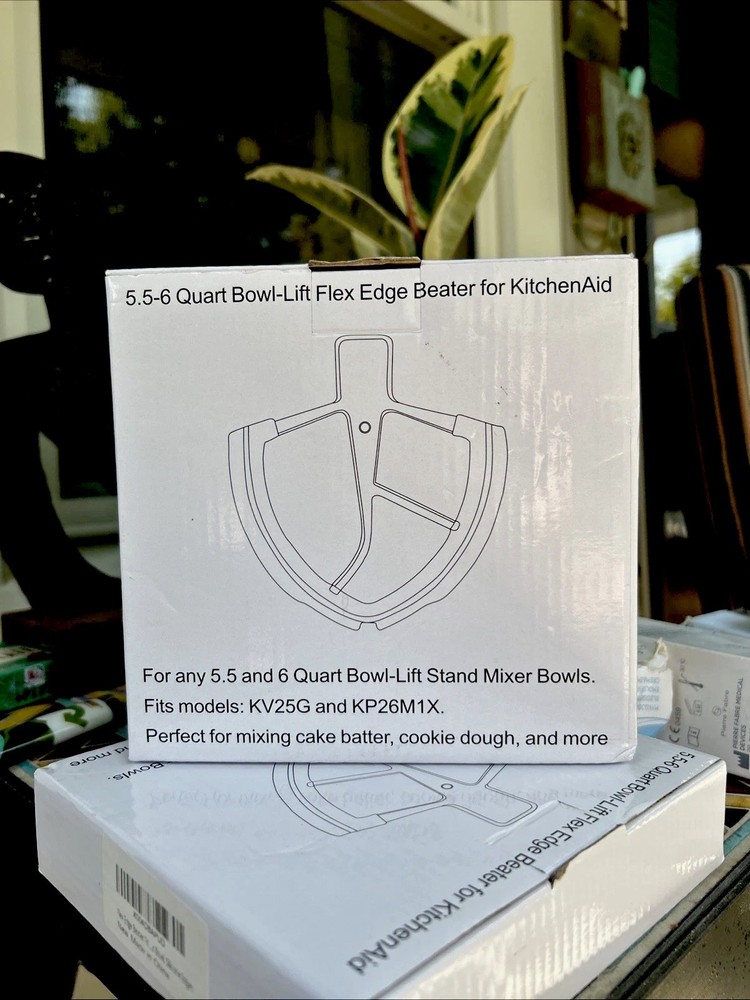 6 quart flex edge Attachment for KitchenAid with silicone scraper ￼