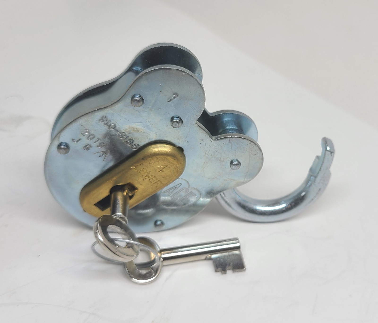 NEW ACE 4-Lever Padlock with 2 Keys - Heavy Duty Steel Security Lock