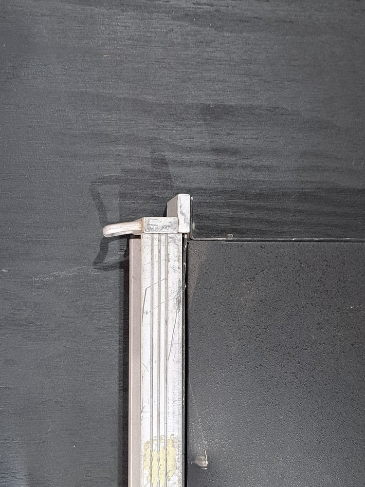 Crown Macro-Tech 2400 2-Channel Power Amplifier