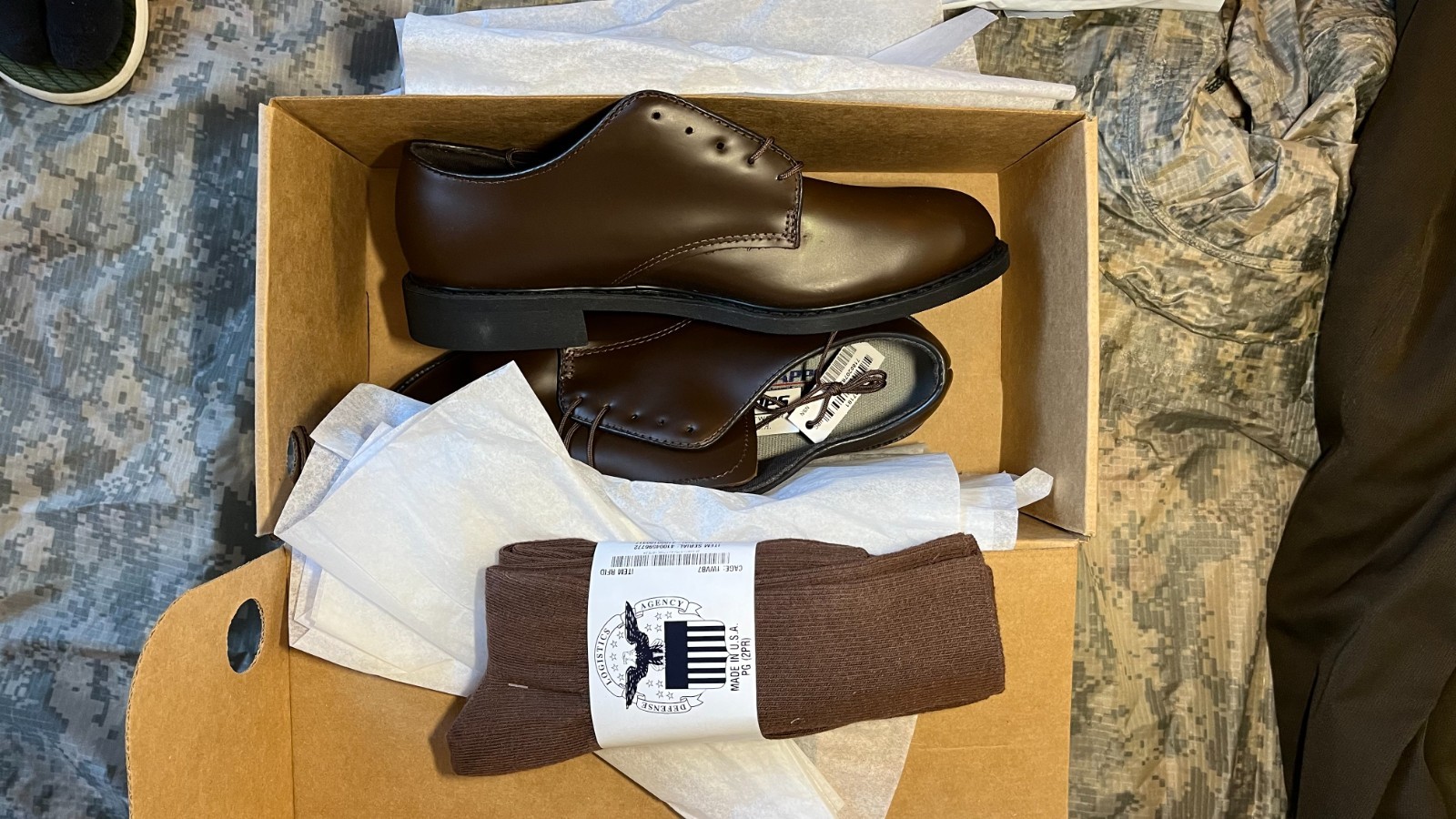 Army issue AGSU Military Service Uniform (NEVER WORN)