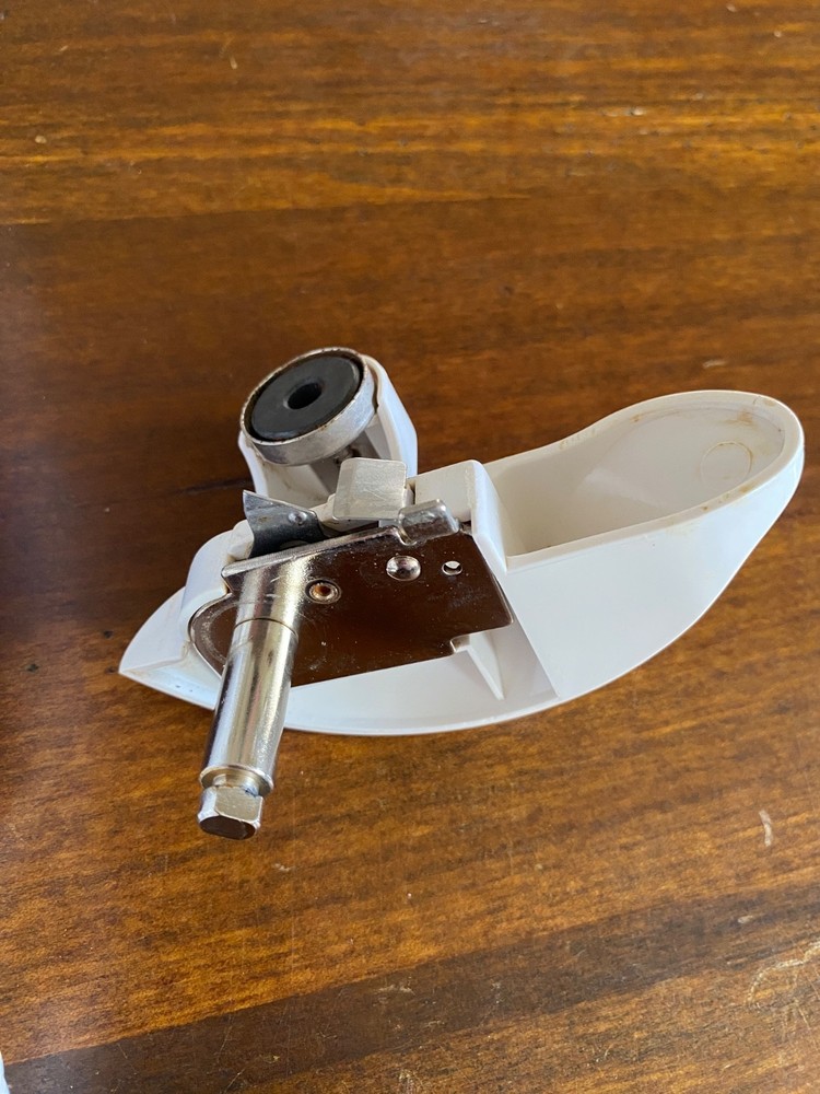 Black & Decker Spacemaker electric under counter Can Opener
