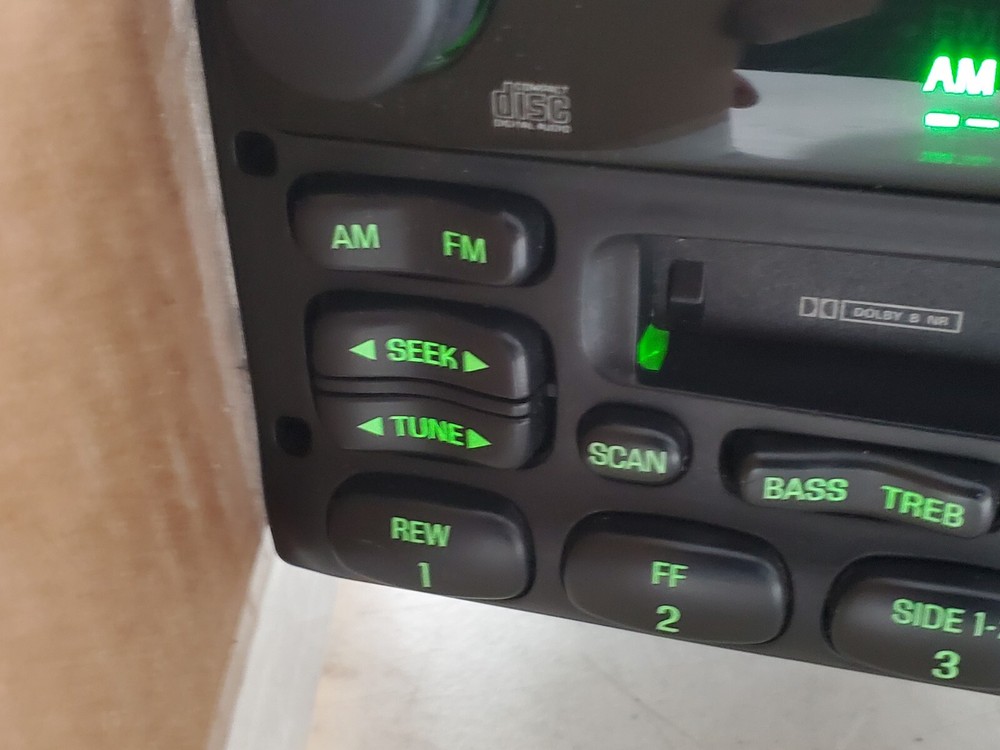 1998-2003 Ford F150 Ranger Explorer Excursion E-Van Radio CD OEM- XL2F-18C868-BB