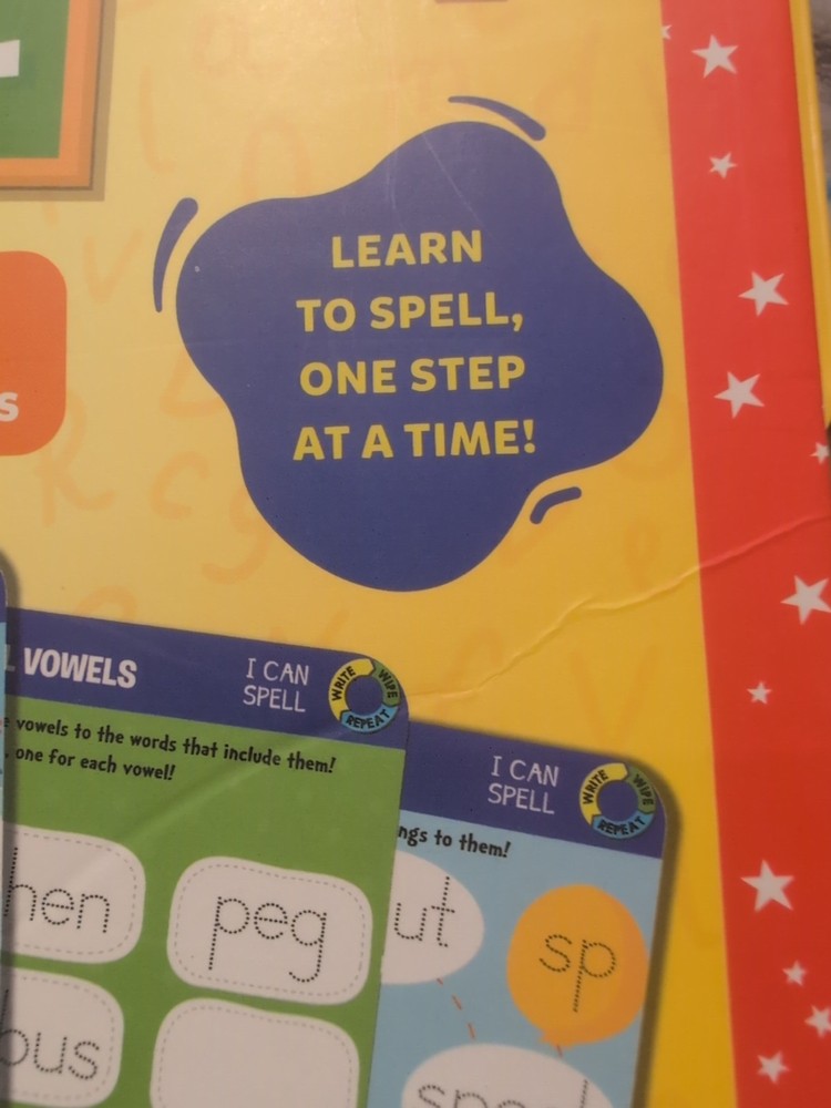 Skillmatics I Can Spell Write, Wipe, Repeat Activity Ages 3-6 Years
