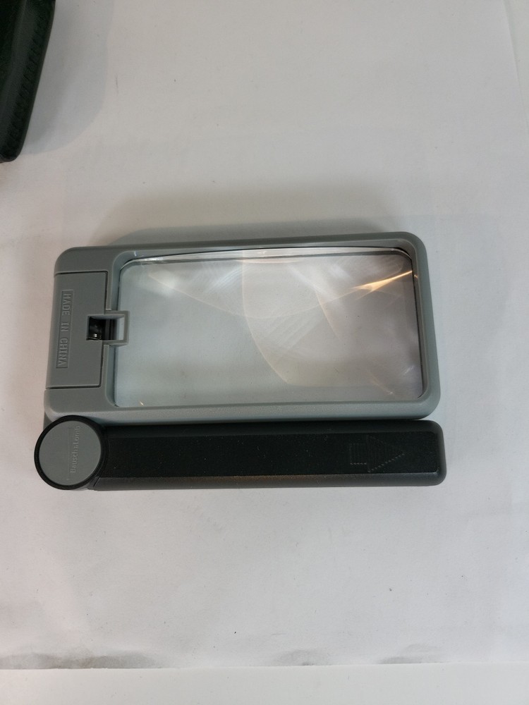 Bausch & Lomb Illuminated Magnifying Glass Rectangular+Batteries NICE Condition