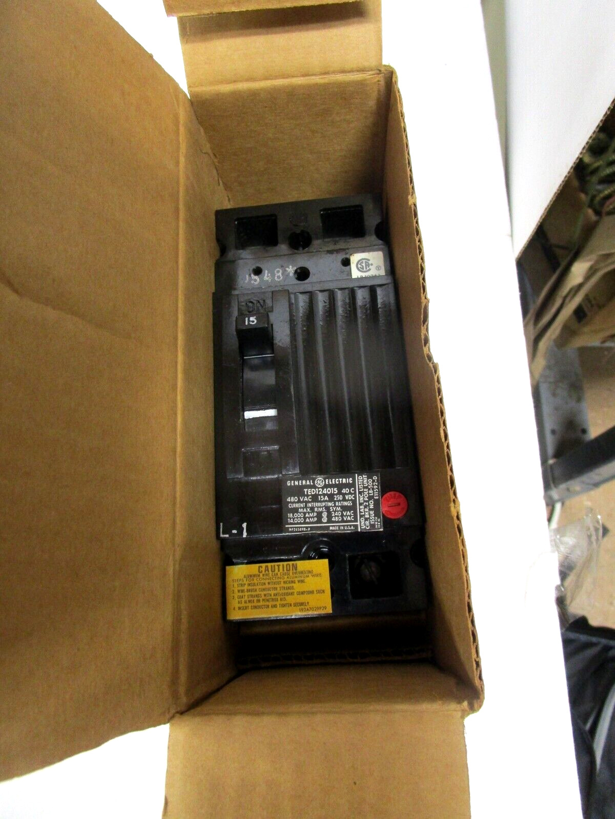 (1) General Electric TED124015WL TED Circuit Breaker Model 1 2Pole
