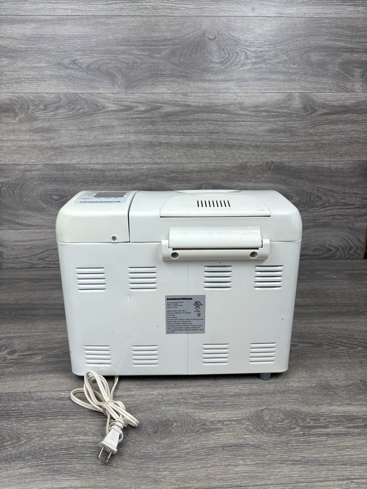 Breadman Ultimate Bread Maker Baking Automatic Machine TR2200C Tested Working