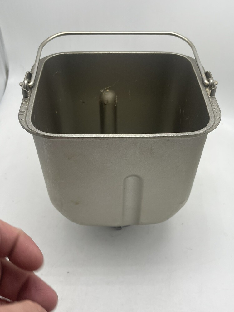 Pan for Panasonic Bread Machine Models SD-BT10P