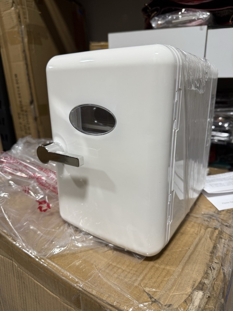 6 Can Portable 4L White Car Mini Fridge