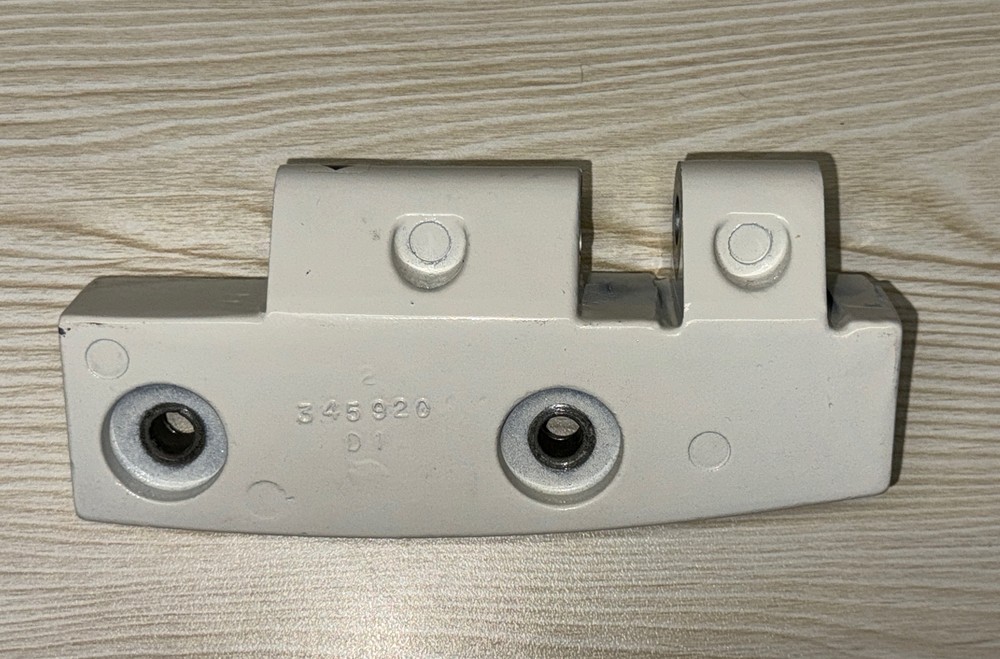 Shift & Steering Bracket  Johnson Evinrude  345920