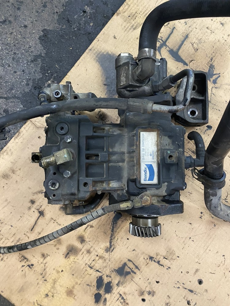 2016 Navistar Maxxforce N9 Air Compressor ML1N12-13(b)