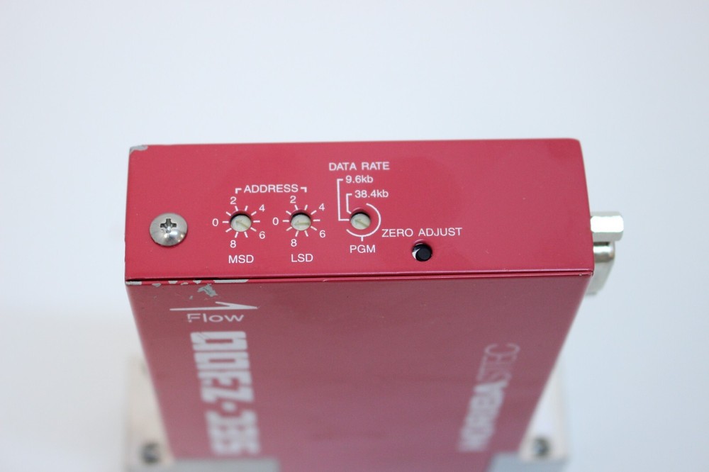 Stec SEC-Z313M Mass Flow Controller N2 300 SCCM *used working