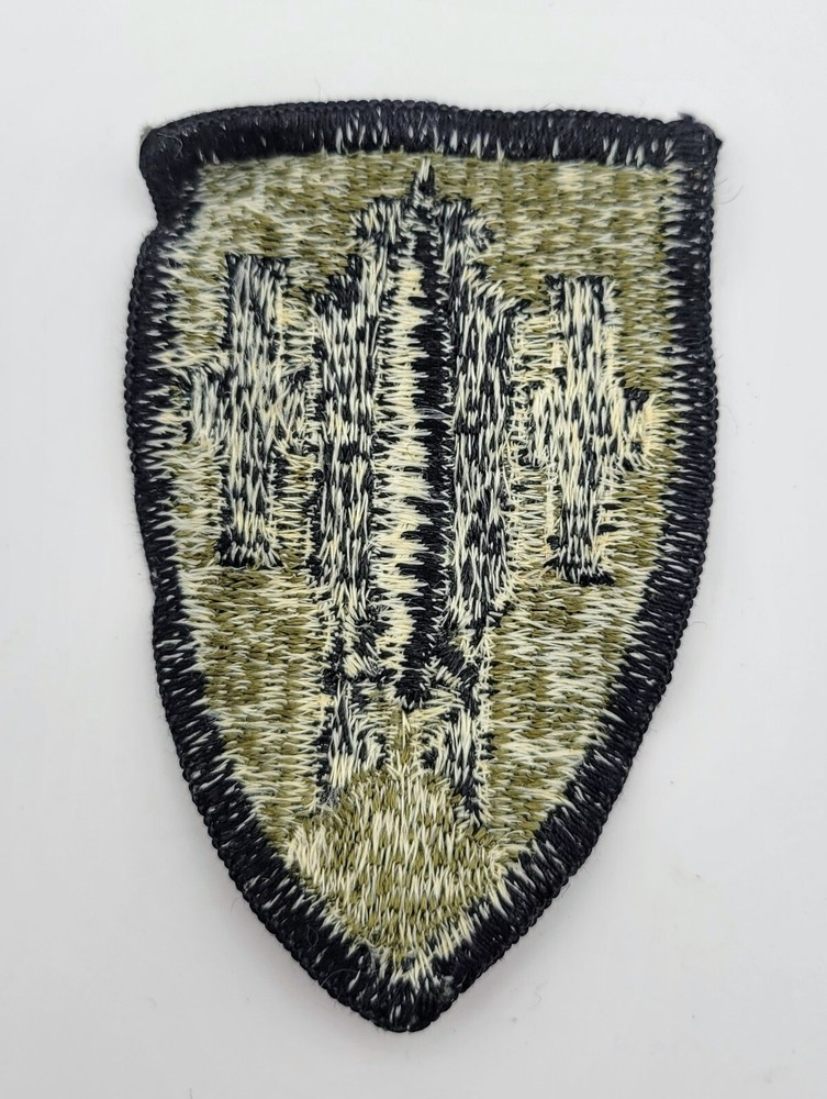 Army Patch: Artillery & Missile School - subdued, merrowed edge