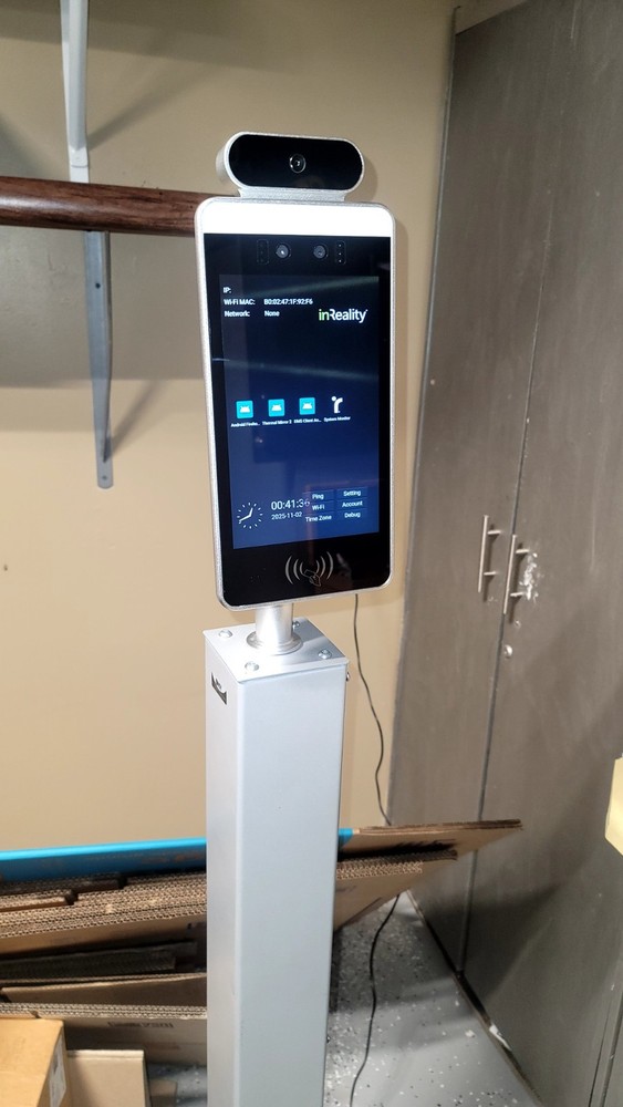 InReality Thermal Mirror Reader w/Camera and Software on Stand 20E-TM91421