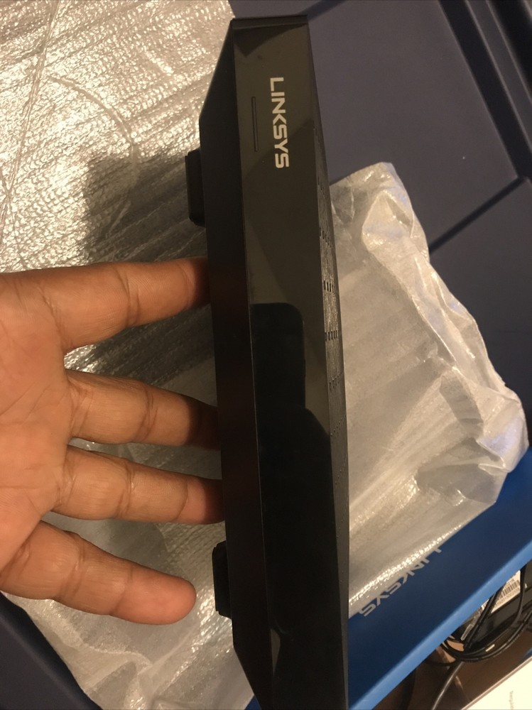 linksys max stream modelo MR7320 wifi UNTESTED