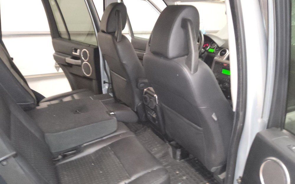 ROVER LR3 2008 LEFT QUARTER PANEL SILVER 1776856