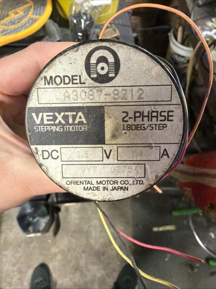 VEXTA A3087-9212 stepping motor,