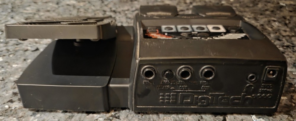 Digitech RP90 Modeling Guitar Processor 59 Hi Def Models,Expression Pedal DSP