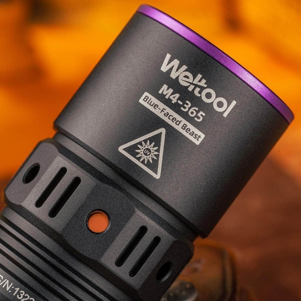 Weltool M4-365 UV flashlight