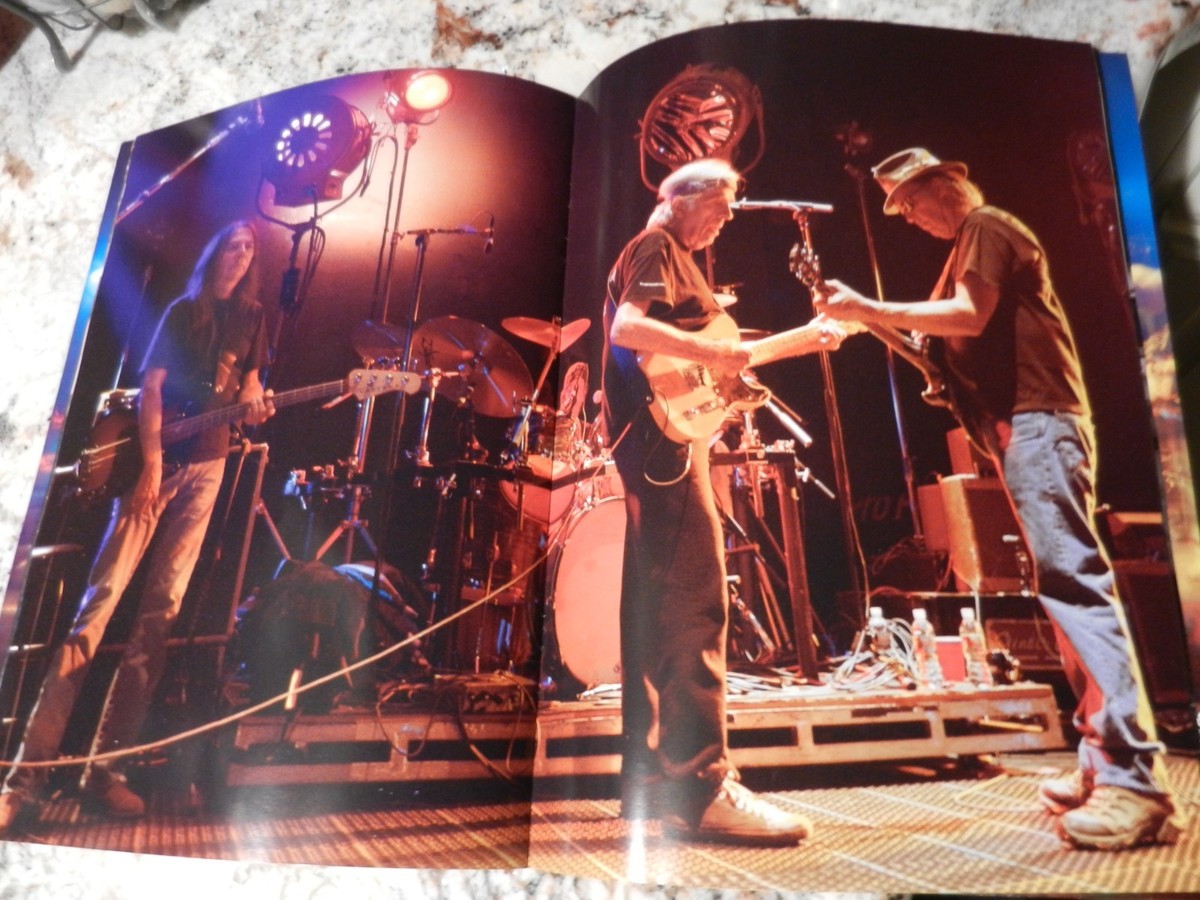 NEIL YOUNG 2007 Continental Tour Book / Chrome Dreams W/TICKET Shea's Buffalo NY