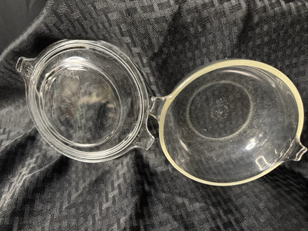 Vintage Pyrex Clear Bowl With Lid