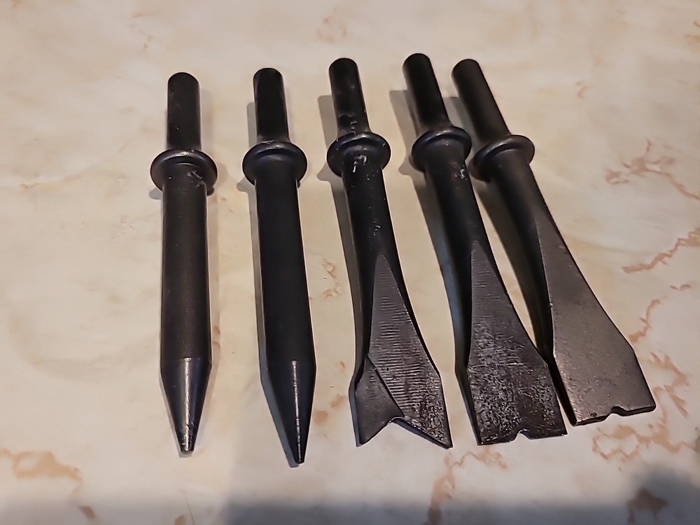 Pneumatic 5 Piece Chisel Set. 5”. Unbranded