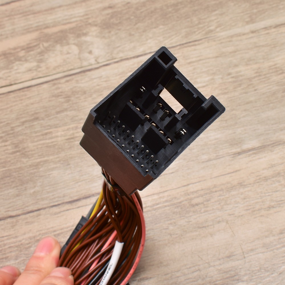 LPHFD31 L.O.C. Pro Audio Integration T-Harness for 2018-2023 Non-Amplified Ford