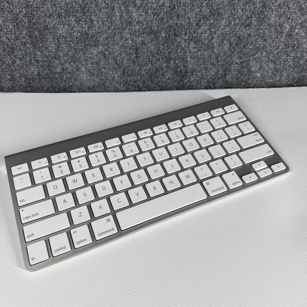 Apple Magic Keyboard 2 Wireless Keyboard a1644 C