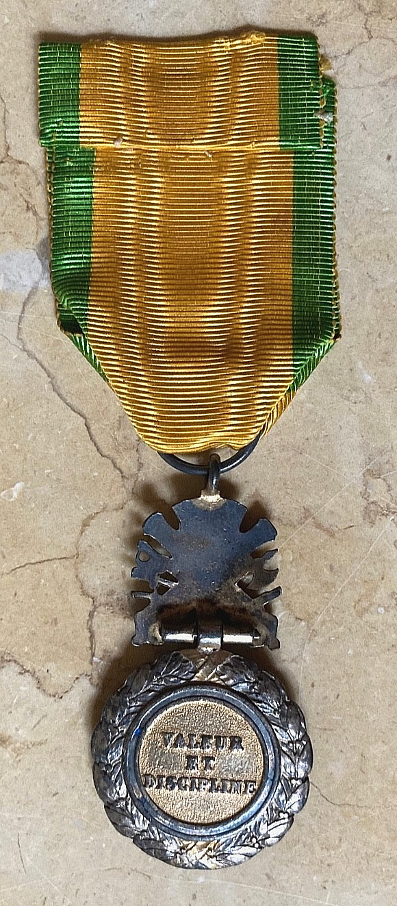 ORIGINAL! WW1 FRENCH MILITARY MEDAL