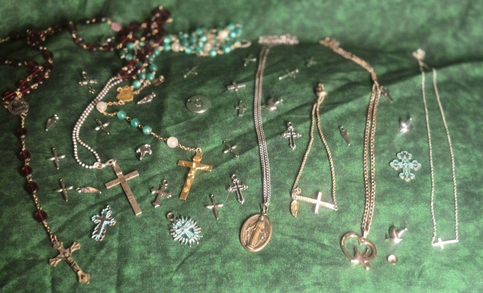 Huge Lot of Cross Necklaces, Pendants, Rosaries, Charms, 22k, sterling, hge.