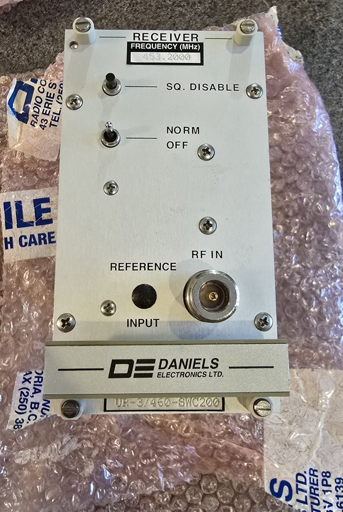 Daniels Electronics UR-3 460-SWC200 Receiver  453.2000 UHF