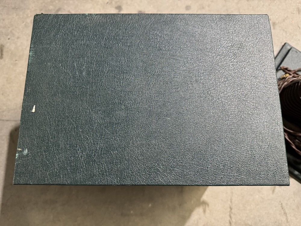 Blower Cooled Manumatic Slide Projector 300-P-1042