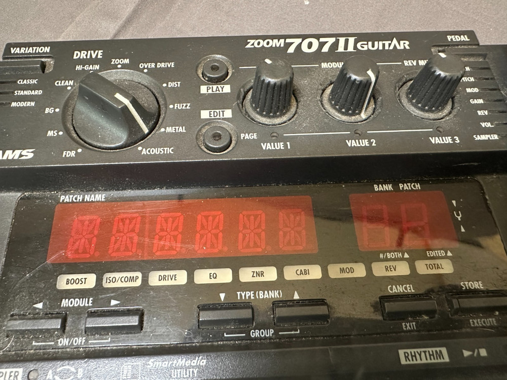 Zoom 707 II Guitar Multi Effects Processor Pedal w/ Expression