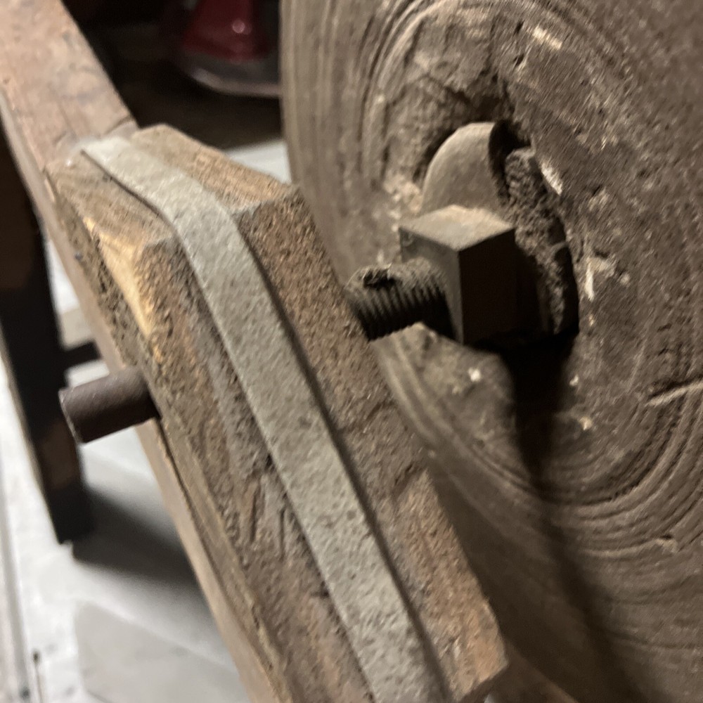 *ANTIQUE OLD GRINDING WHEEL SHARPENING STONE RUSTIC PRIMITIVE 13.25” - w/Stand