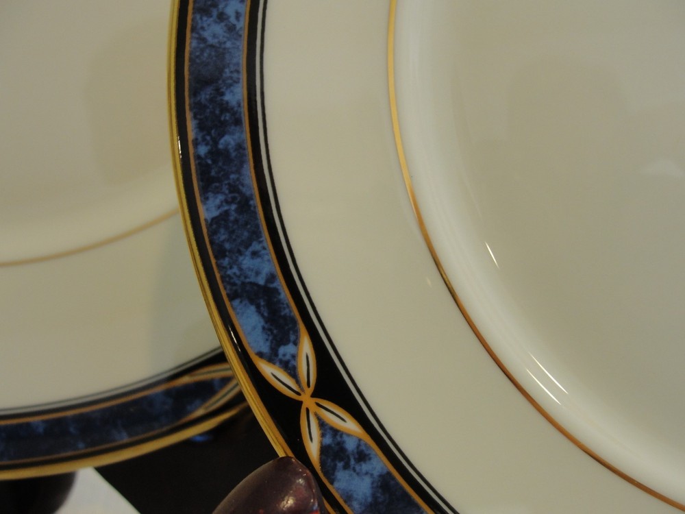 LENOX MOUNTAIN VIEW 1 - 5 PIECES SETTING LOOKS NEW