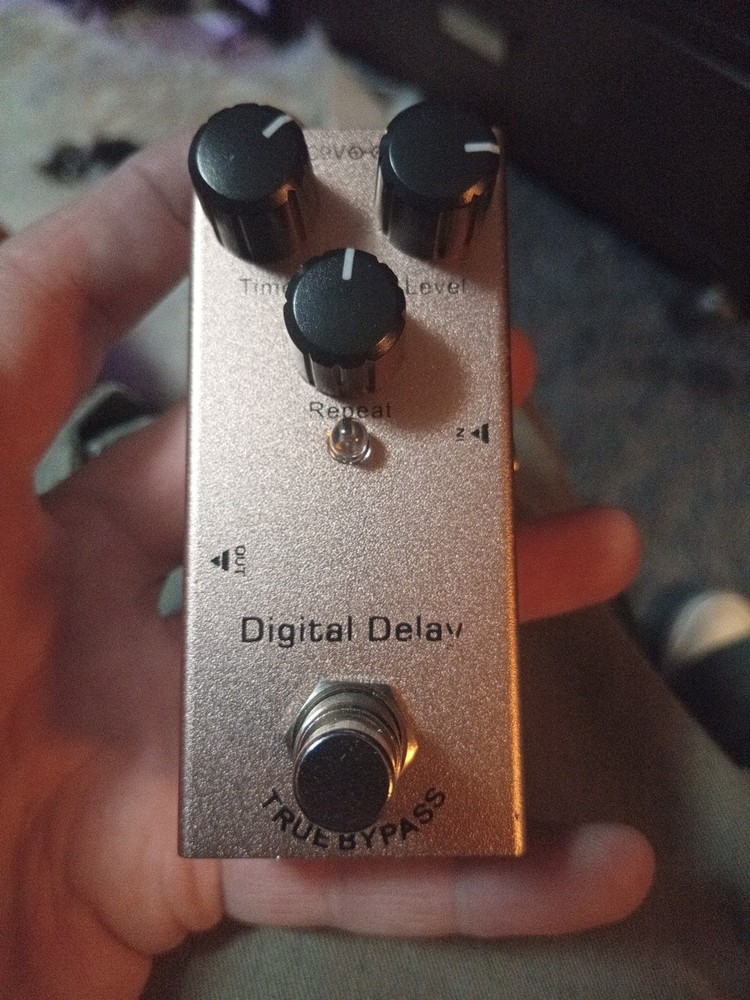 digital delay pedal