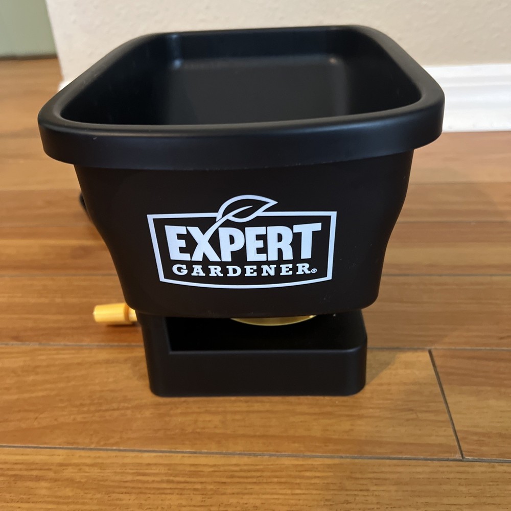 Expert Gardener Handheld Spreader, Black