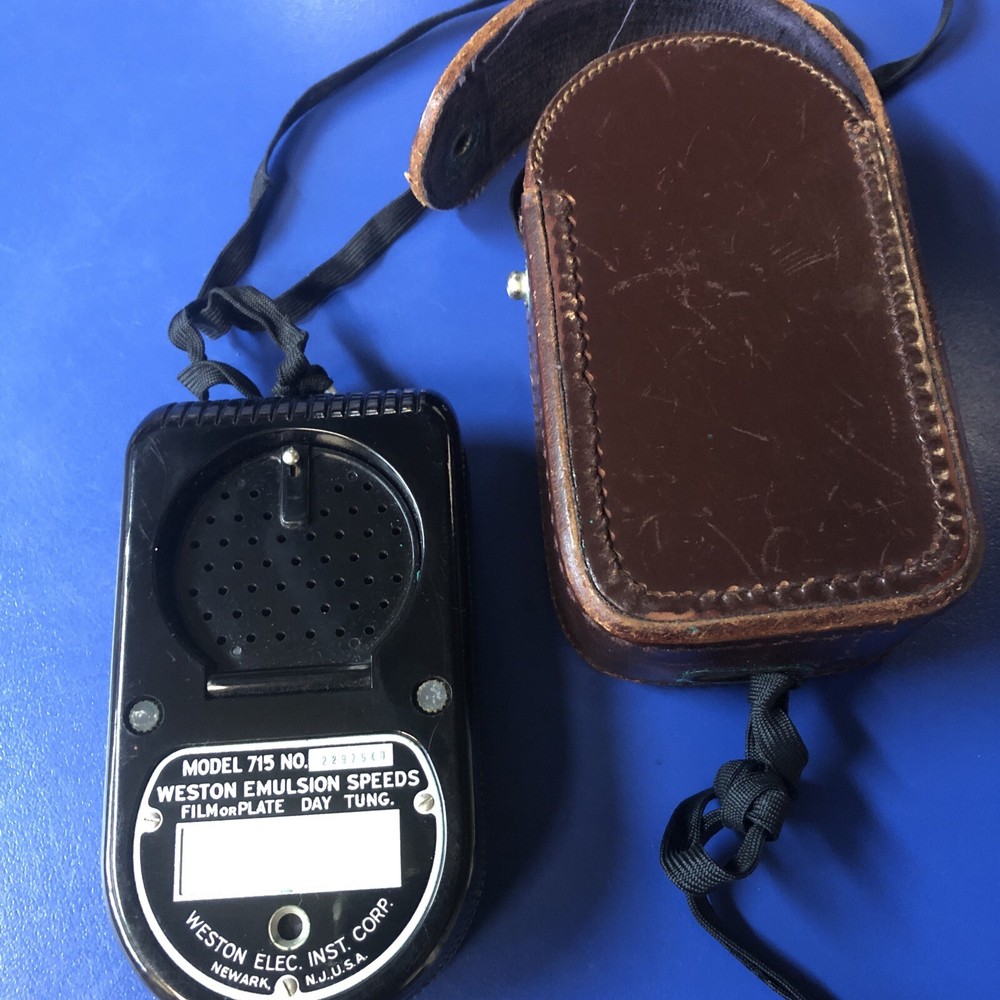 Weston Master Universal Exposure Light Meter Model 715 in Leather Case