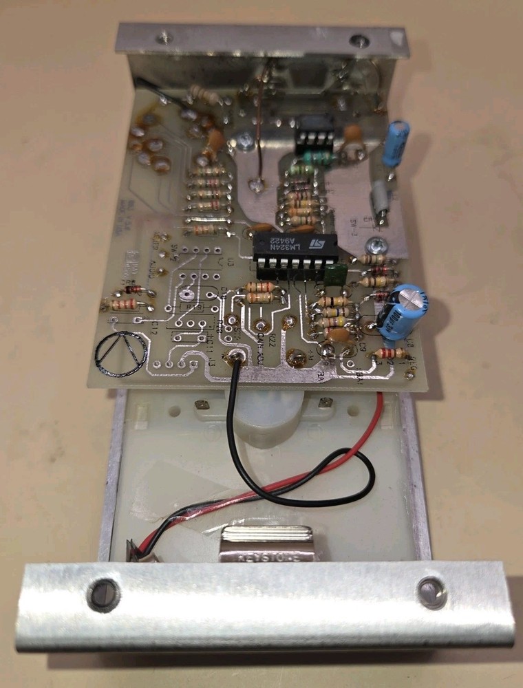 Bulz-I-Meter V Satellite Dish Alignment Meter Powers up