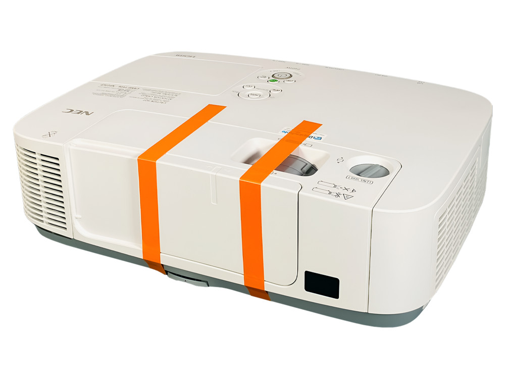 4000 Lumens 3LCD Projector Bright Colour 4K Input Support HDMI w/Bundle