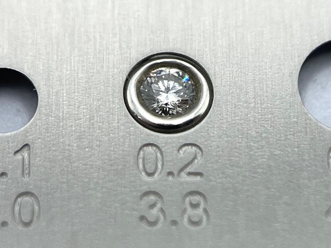 h887 Excellent condition Tiffany & Co. By the Yard diamond necklace, sterling