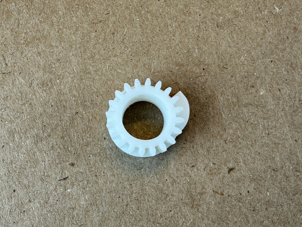 Sansui SR-535 & SR-737 REPLACEMENT GEAR for Turntable Spindle
