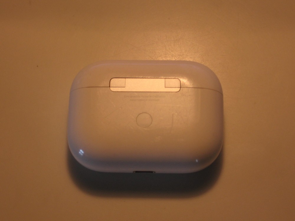 Apple Airpods Pro 1st Generation CASE A2190