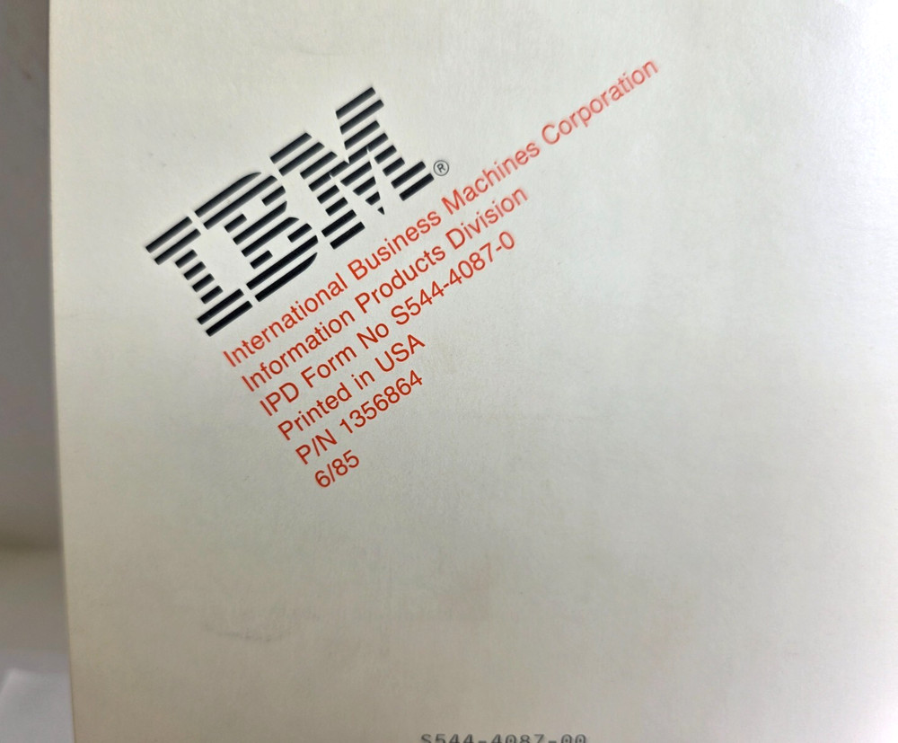 IBM Selectric System 2000 Wheelwriter 3 Typewriter Operators Guide 1985