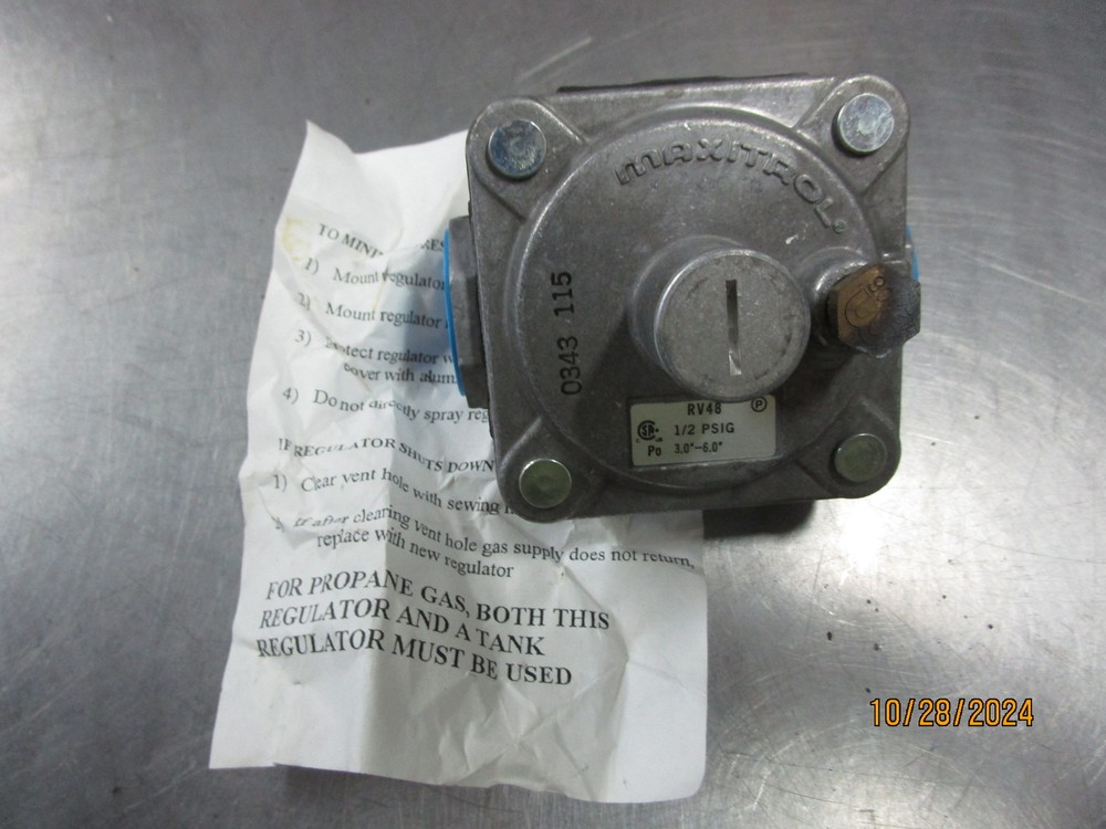 Maxitrol RV48 Propane Regulator New
