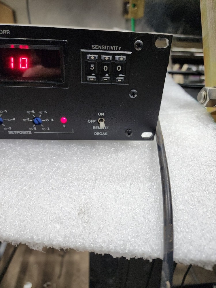 MKS 290C-04 ION GAUGE CONTROLLER WITH CABLE