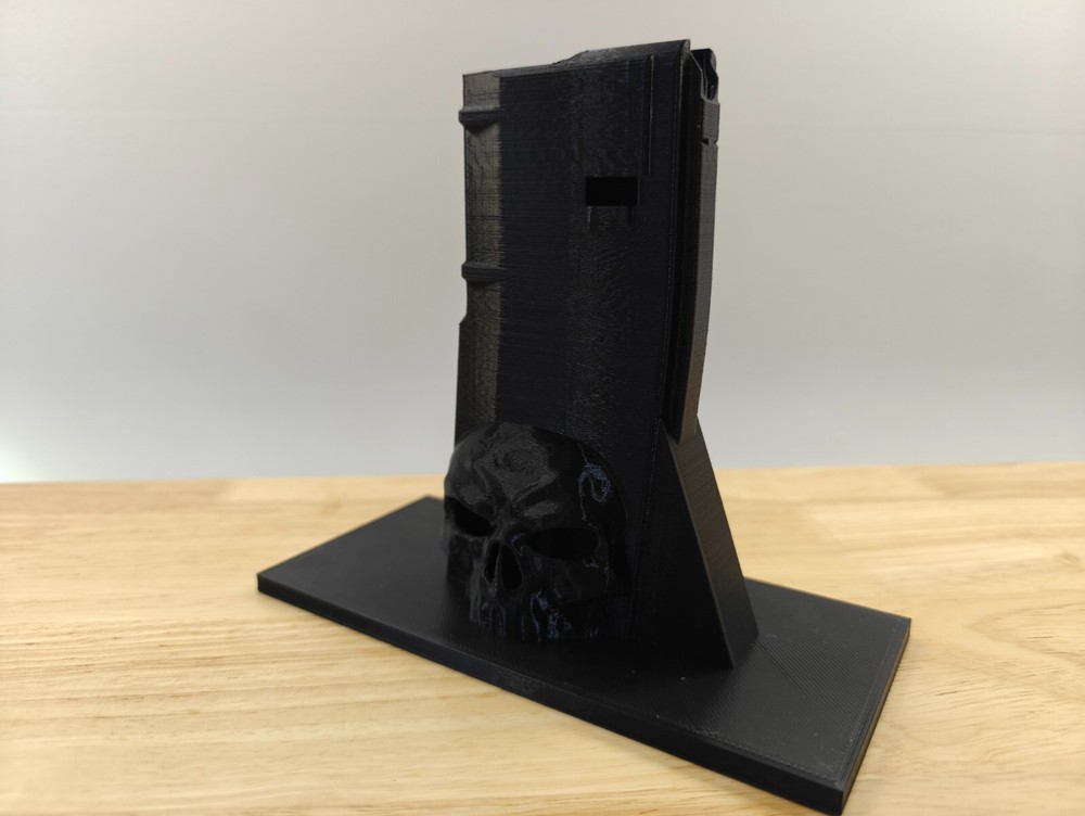 Skull Theme Sporting Rifle Display Stand (Black)