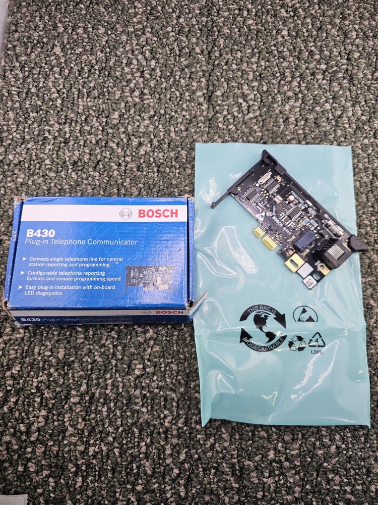 Bosch B430: Plug-in Telephone Communicator Control Panel Interface