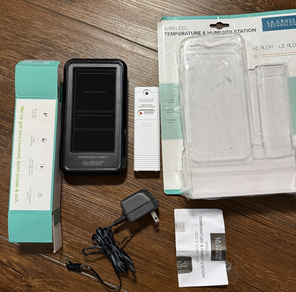 La Crosse Technology WIRELESS TEMPERATURE & HUMIDITY STATION