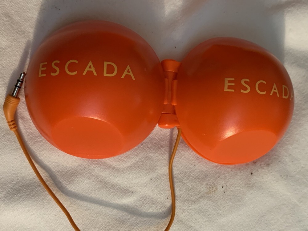 Escada Potable Orange speakers