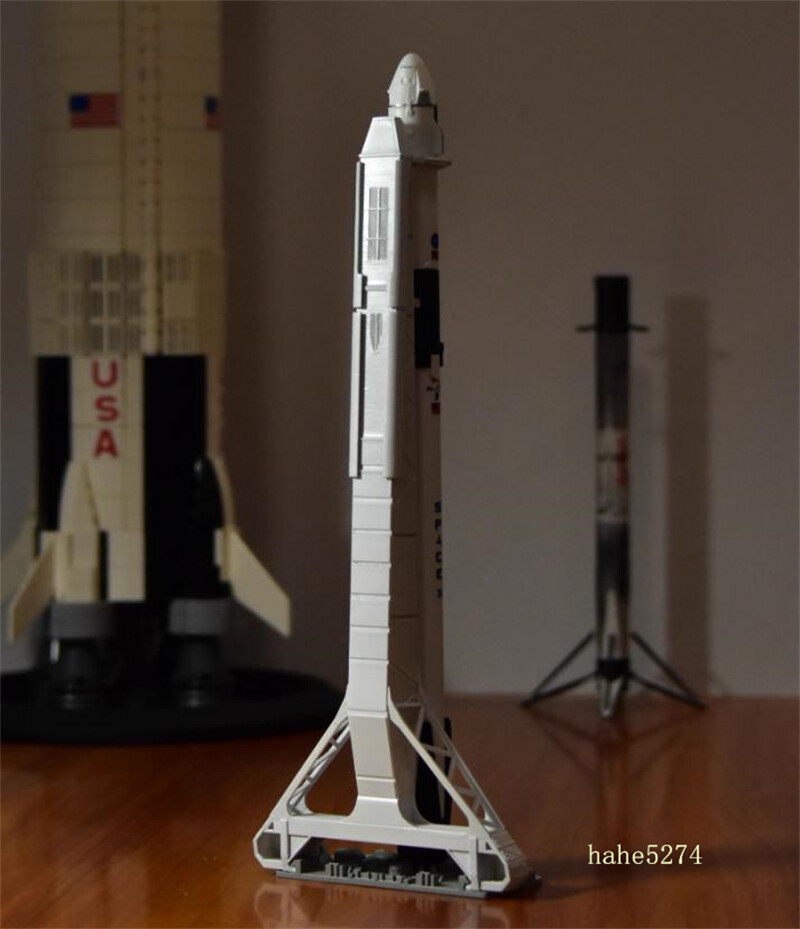 SpaceX Falcon IX Rocket F9 Tower Static Model + Crewed Dragon Model
